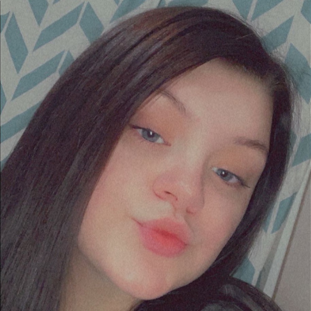 Meet your Posher, Deidra